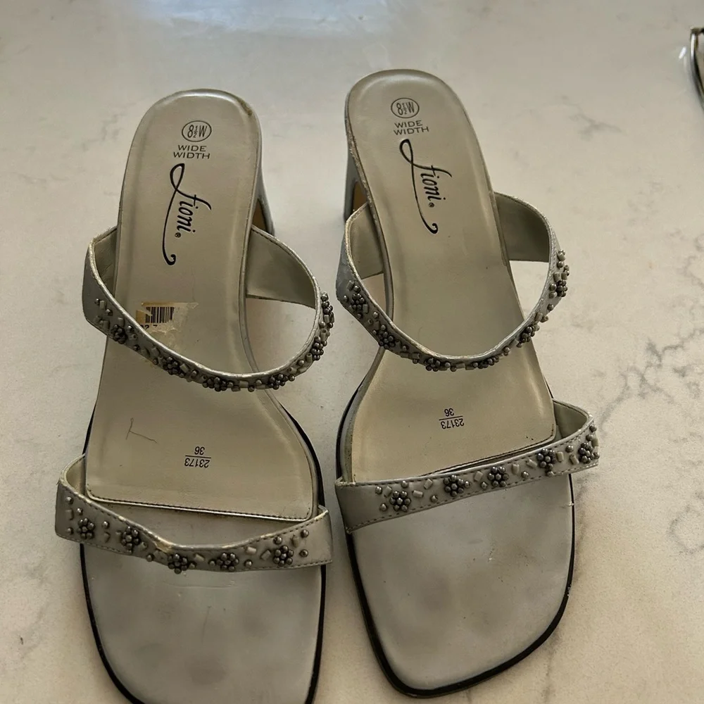 FIONI Clothing Silver Sandals